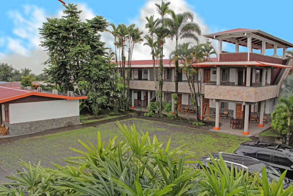 San Bosco Inn La Fortuna Buitenkant foto