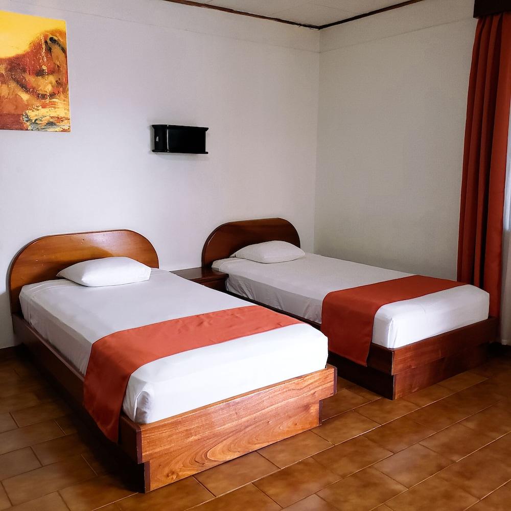 San Bosco Inn La Fortuna Buitenkant foto