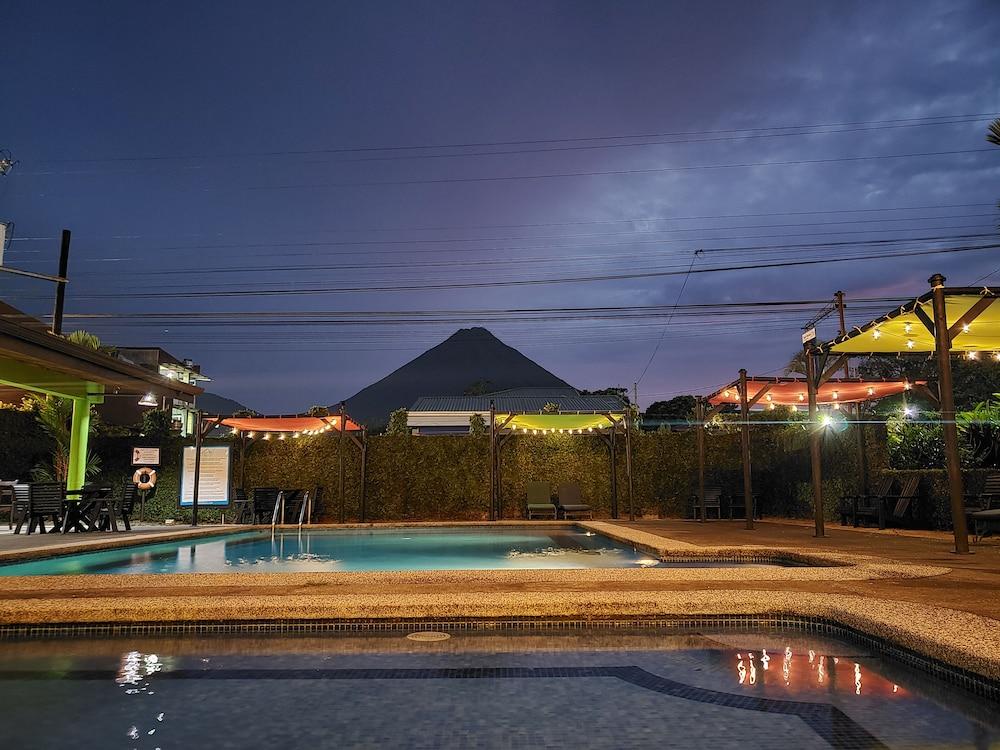 San Bosco Inn La Fortuna Buitenkant foto